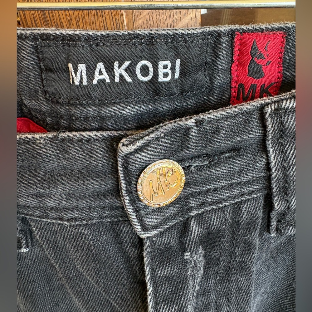 Men’s Makobi Biker Black Jeans Rose Embroidery Zip Detail Sz. 32x32 - Picture 4 of 16